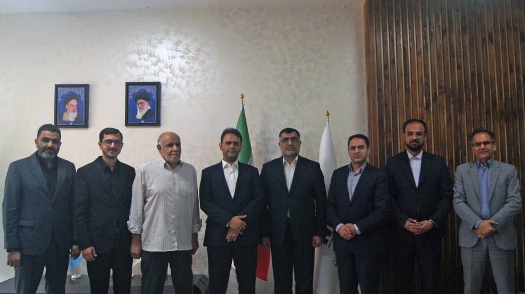 A constructive and heartfelt meeting of Dr. Reza Jabbari with the CEO, Chairman of the Board, and managers of the Masjed