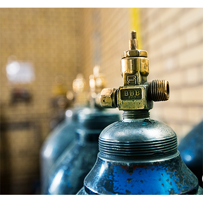 N2O gas