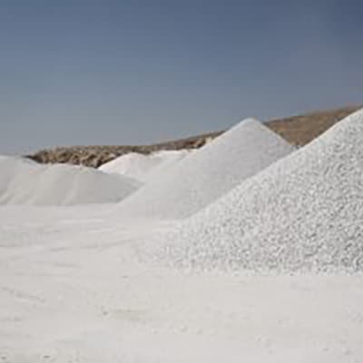 Pierre de carbonate de calcium granulé