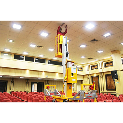 Railway crane