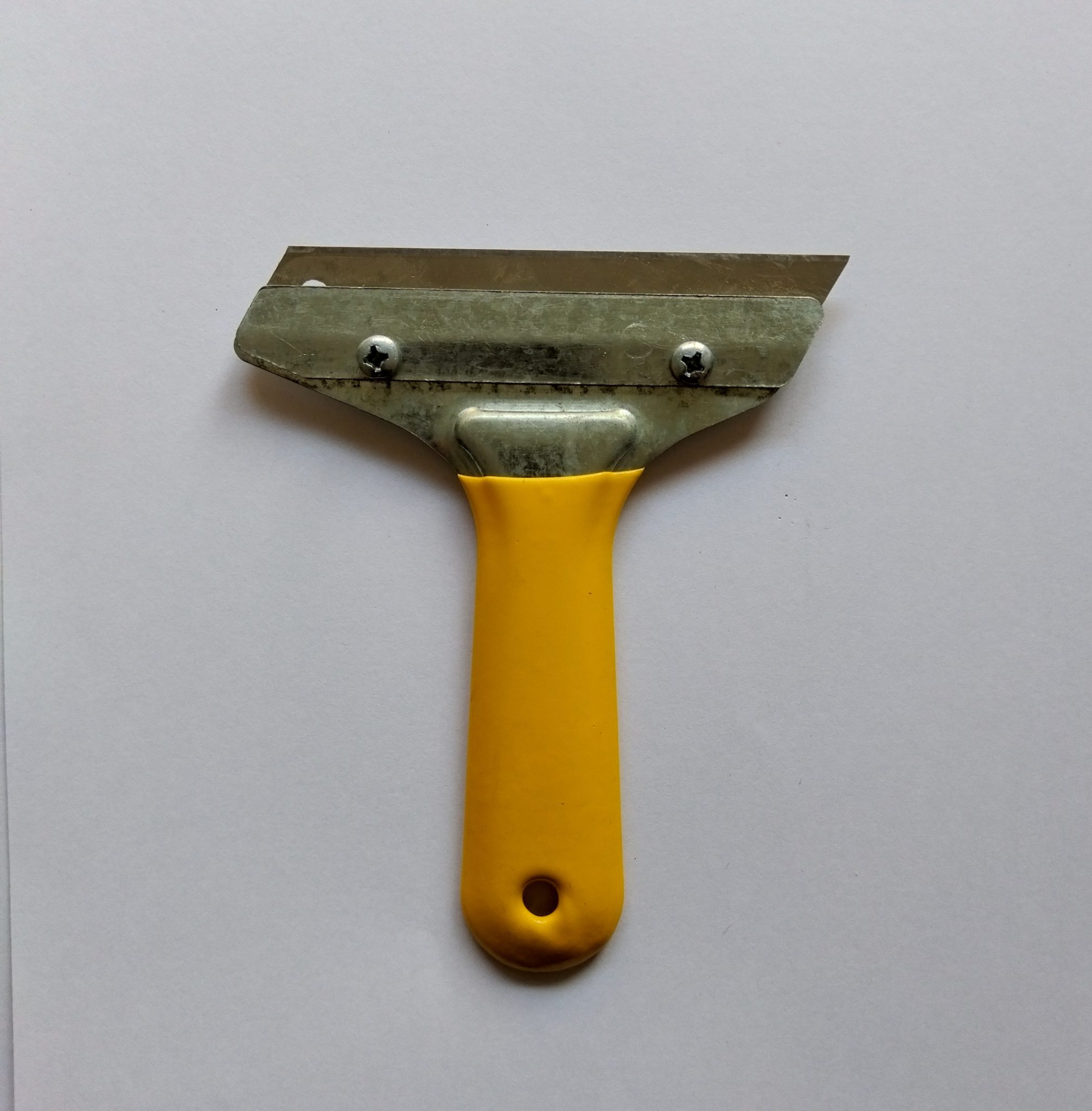 Metallic blade utility knife