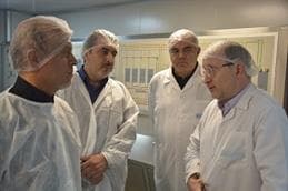 Visite du vice-ministre de la détection et de la gestion des traitements de l'Organisation vétérinaire du pays à l'entre