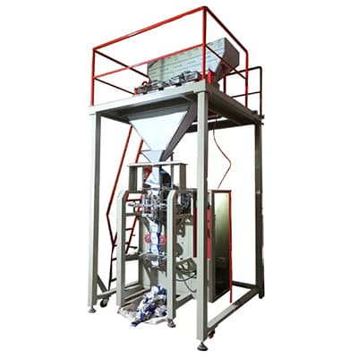 Four-side sealing packaging machine