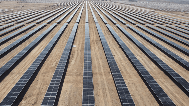 Sincronización de 20 megavatios del primer proyecto solar Aftab Shargh por el grupo Mapna; ahorro de más de 168 mil metr
