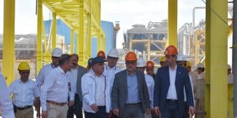 Résultats du directeur général de Petrofarhang lors de la visite des pétrochimies situées à Bushehr ; début des opératio