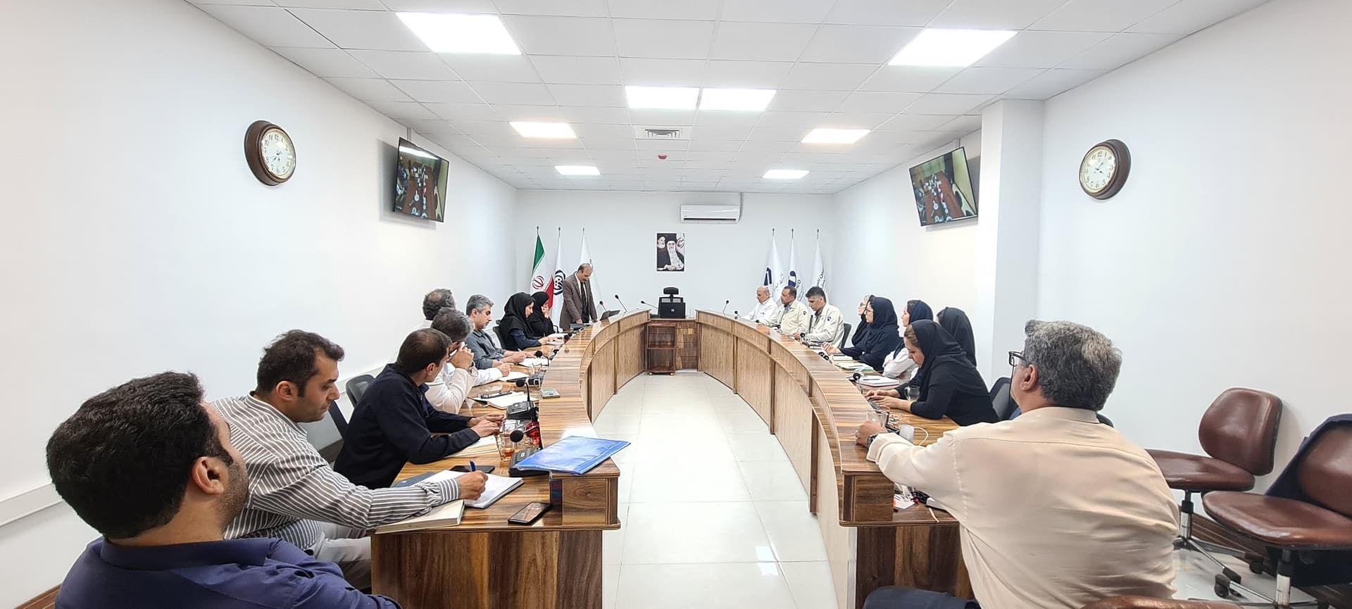 Prórroga de los certificados de estándar de la empresa farmacéutica Caspian Tamin durante el proceso de auditoría de la 