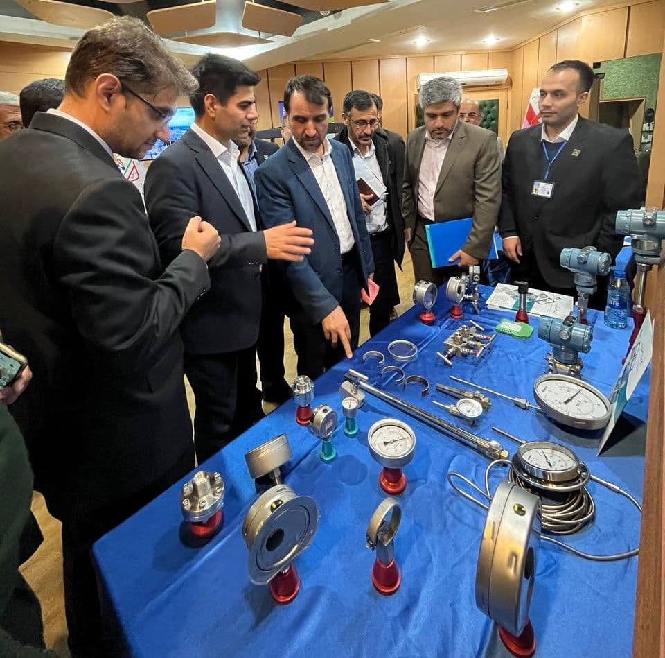 The first foresight conference in the petrochemical industry of the country, supported financially by Arman Farasand Equ
