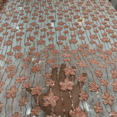 Tule de flores de terciopelo con lentejuelas y bordado de alambre 2