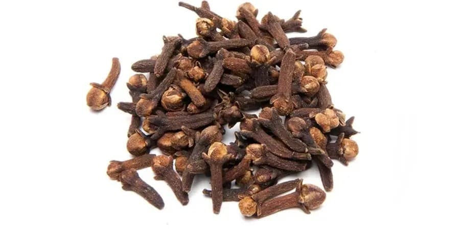 Rich clove dry perfume: a spice with fragrant and health properties