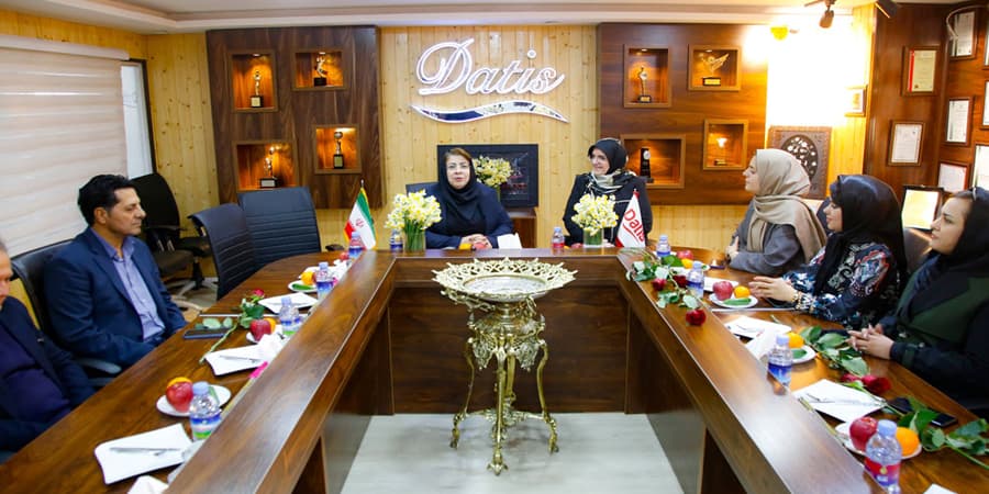Visit of the Supreme Council of Women of the Isfahan Chamber of Commerce and the Board of Directors of the Women Entrepr