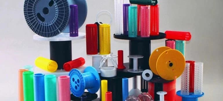 Réduction des coûts de production de plastique injecté avec masterbatch